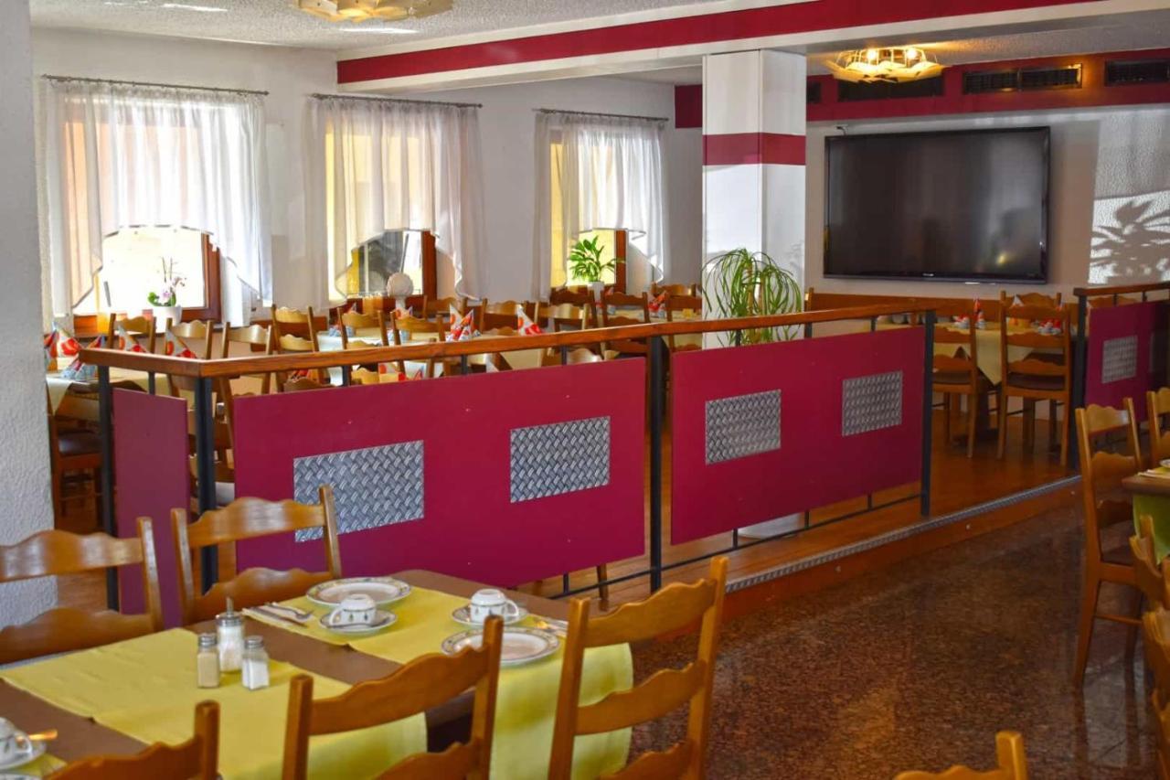Hotel Und Restaurant Nehrener Hof 외부 사진