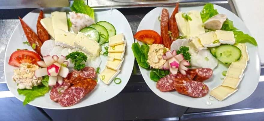 Hotel Und Restaurant Nehrener Hof 외부 사진