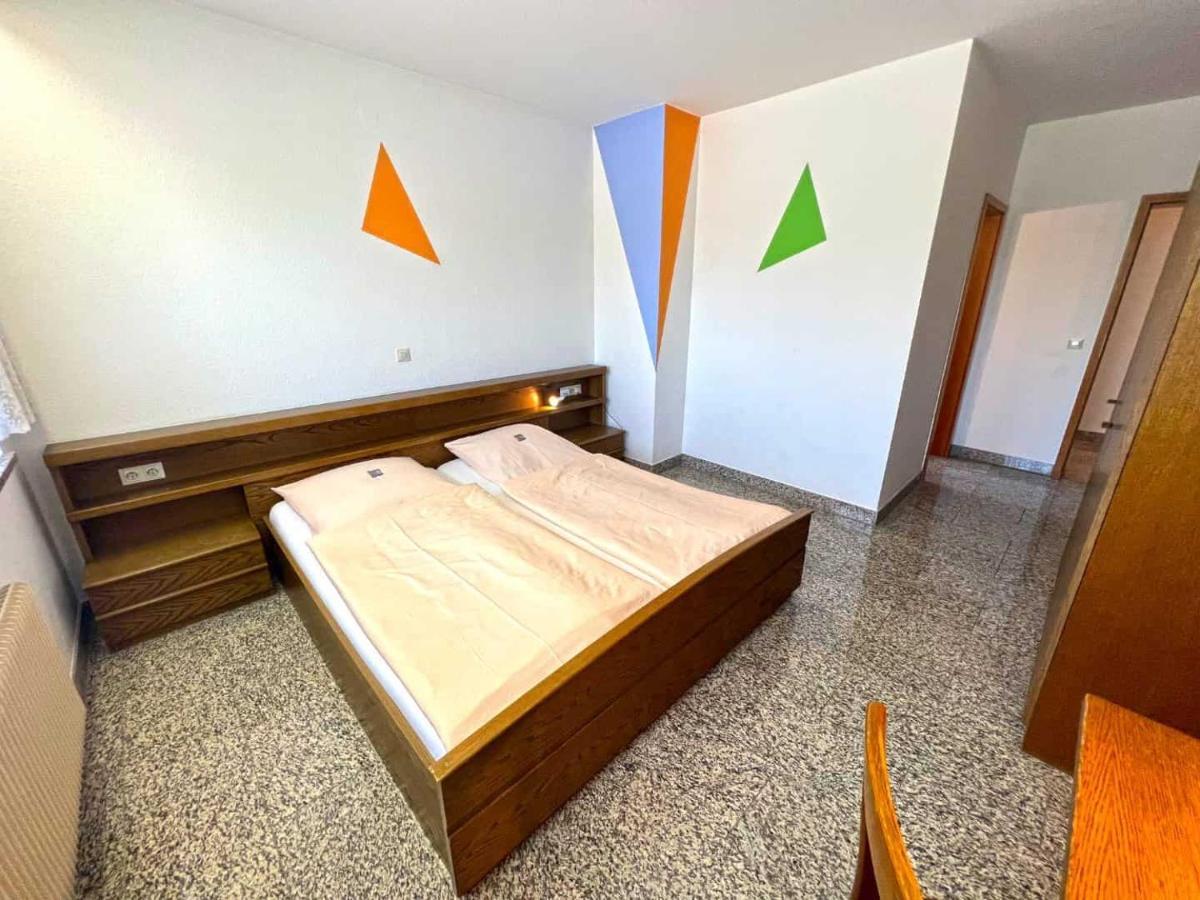 Hotel Und Restaurant Nehrener Hof 외부 사진